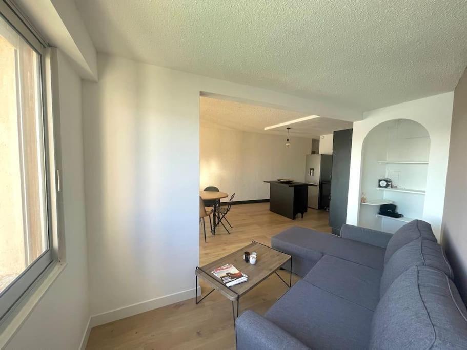 Appartement Vue Sur Le Port Gruissan Luaran gambar